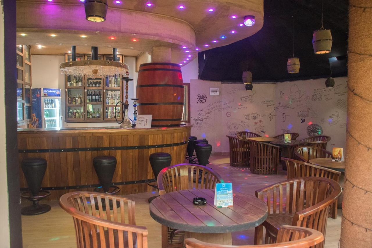 尼斯广场酒店 丹不拉 外观 照片