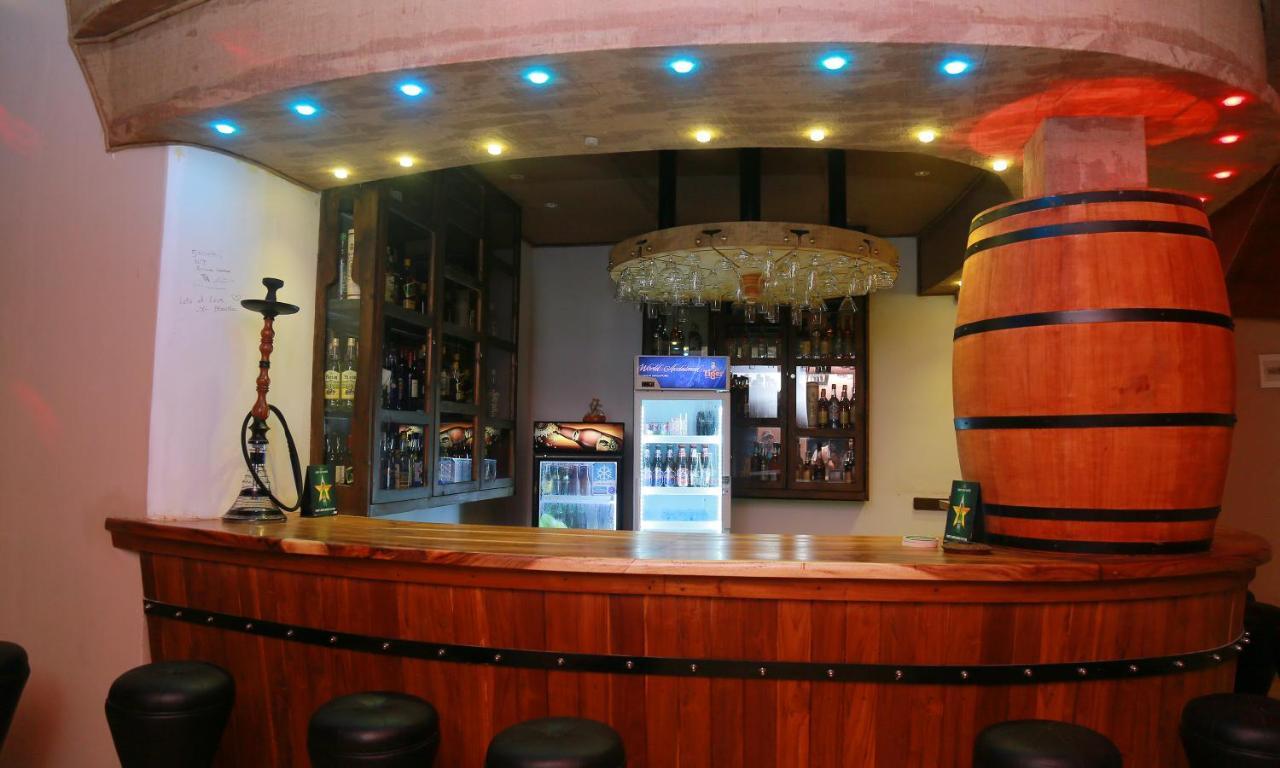 尼斯广场酒店 丹不拉 外观 照片